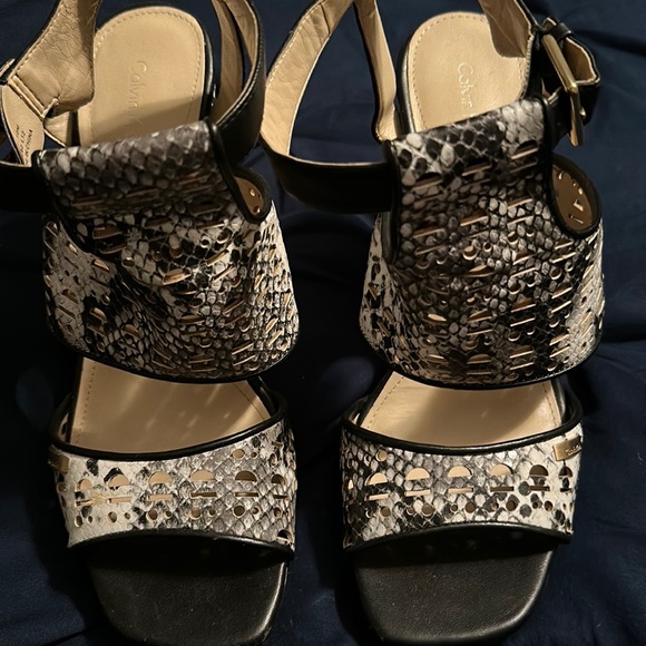 Used Calvin Klein shoes - Picture 1 of 4